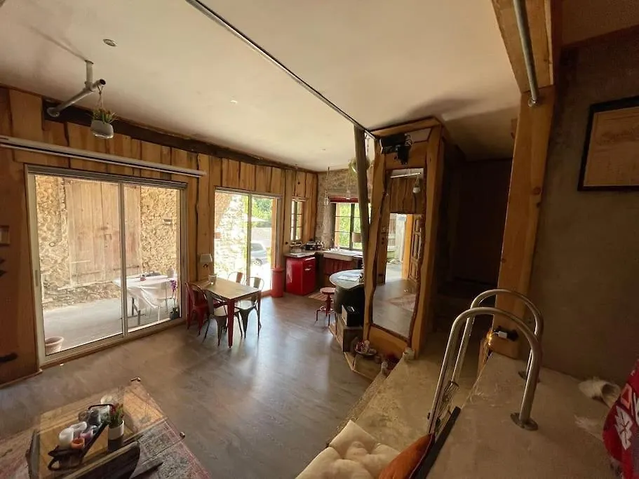 Maison Vigneron - Maison Et Studio Saint-Didier-sur-Beaujeu 0*,